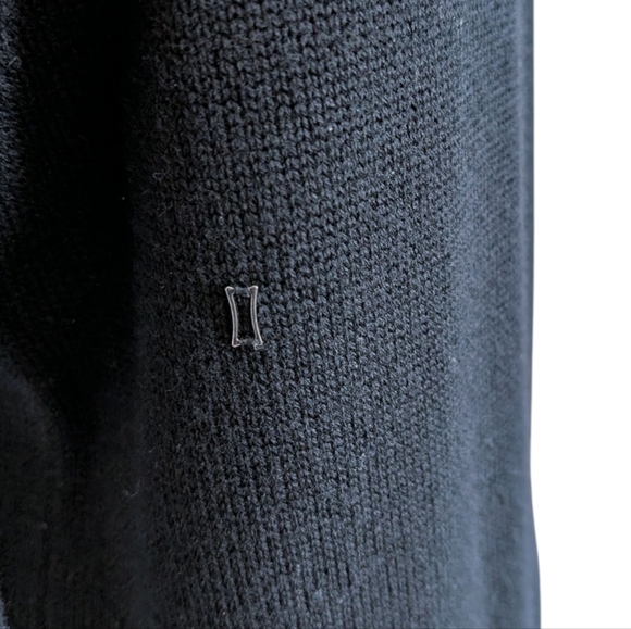 Kit and Ace Trafalgar Merino Sweater Women's S Black V Neck Effortless Capsule - Picture 5 of 8